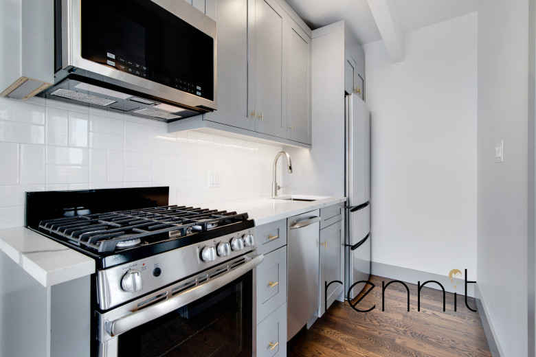 2527 Church Ave, Apt 4D Image 2