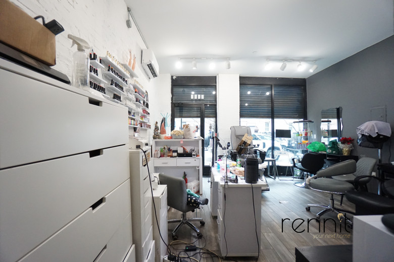 1093 Putnam Ave #Commercial, Apt C4 Image 8