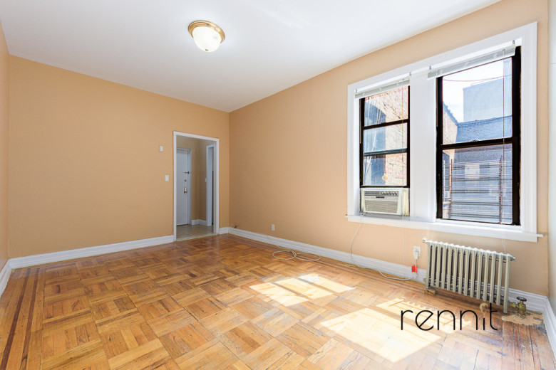 1124 43rd St, Apt C2 Image 3