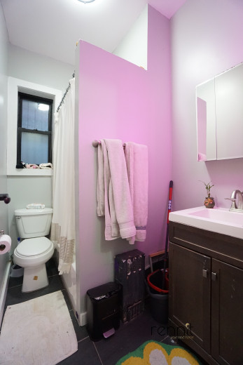 119 Linden St, Apt 1 Image 7