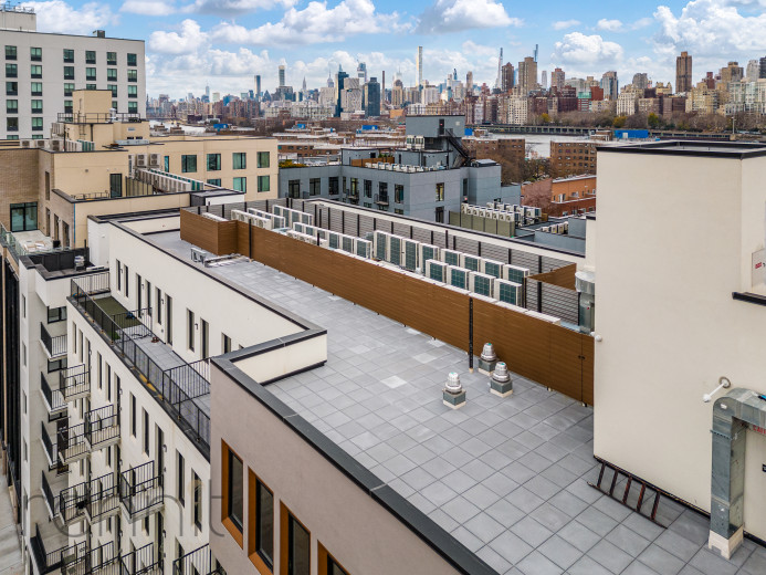 26-24 4th St, Apt 608A Image 21