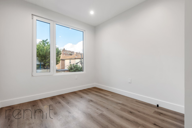 125 Kings Hwy, Apt 2F Image 9