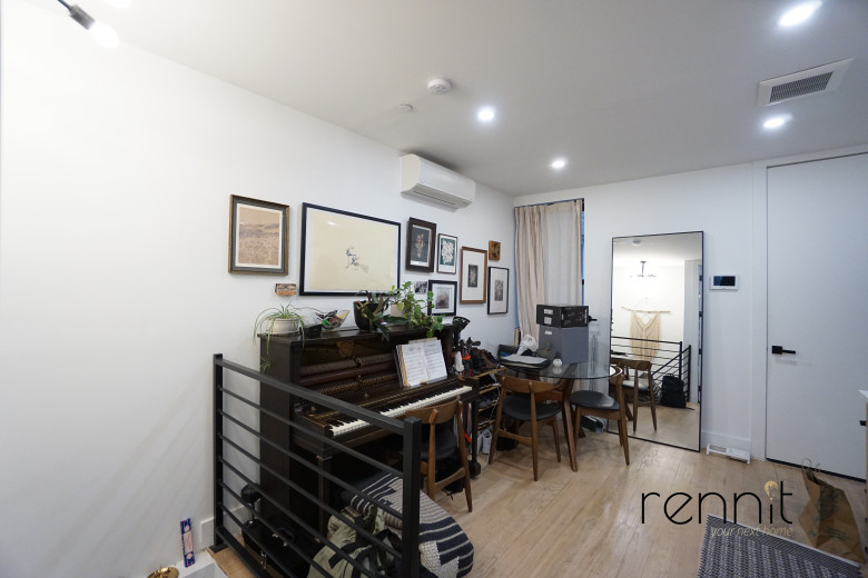 1708 Gates Ave #1A, Apt Ridgewood Image 9