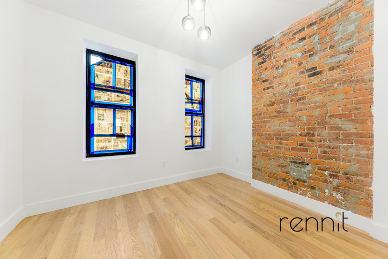 1708 Gates Ave #1A, Apt Ridgewood Image 4