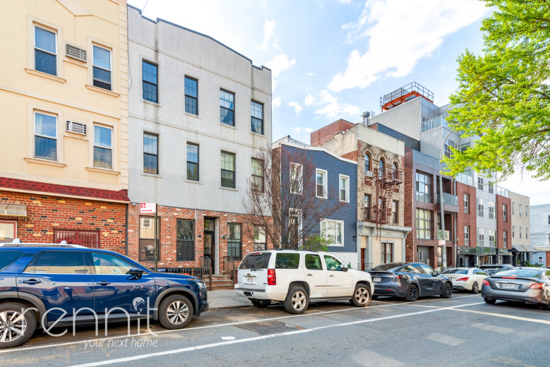 377 Manhattan Ave, Apt 3R Image 12