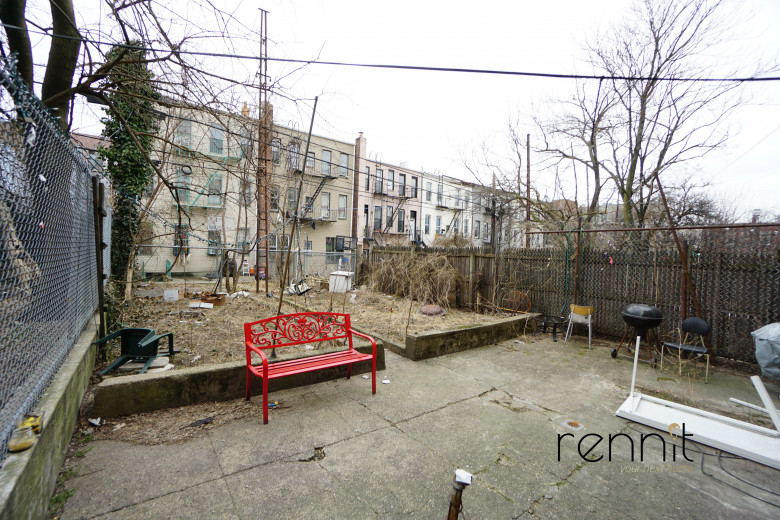 235 Troutman St, Apt 1R Image 1