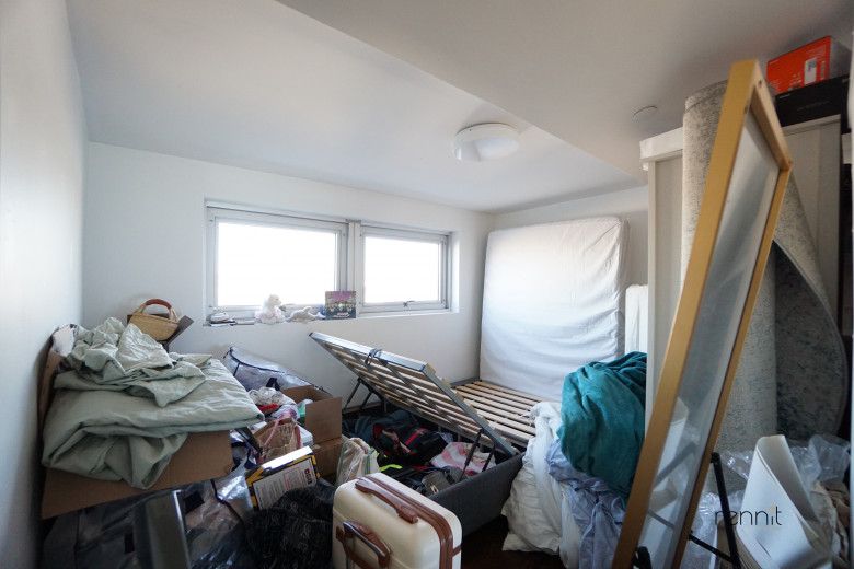 293 McGuinness Blvd, Apt 4A Image 19