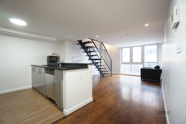 299 McGuinness Blvd, Apt 3A Image 11