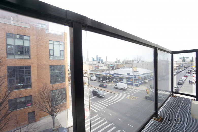 299 McGuinness Blvd, Apt 3A Image 15