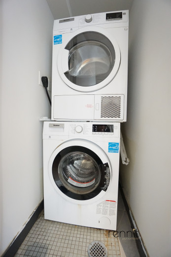 299 McGuinness Blvd, Apt 3A Image 21