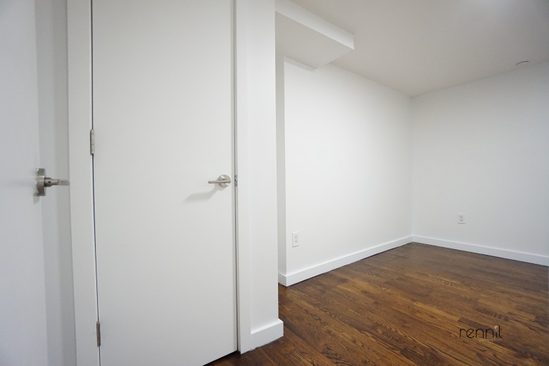 299 McGuinness Blvd, Apt 3A Image 27