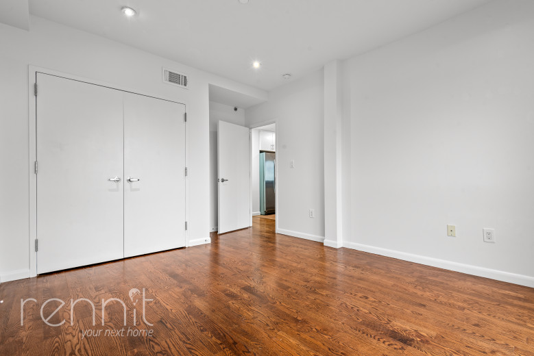 299 McGuinness Blvd, Apt 3A Image 7