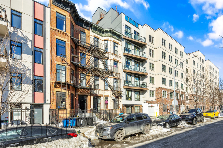 831 Monroe St, Apt 1B Image 32