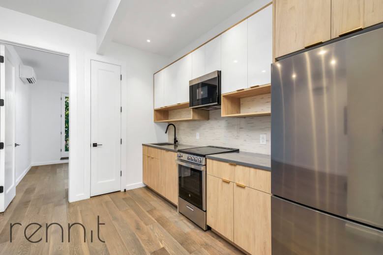 1525 New York Ave, Apt 3B Image 2