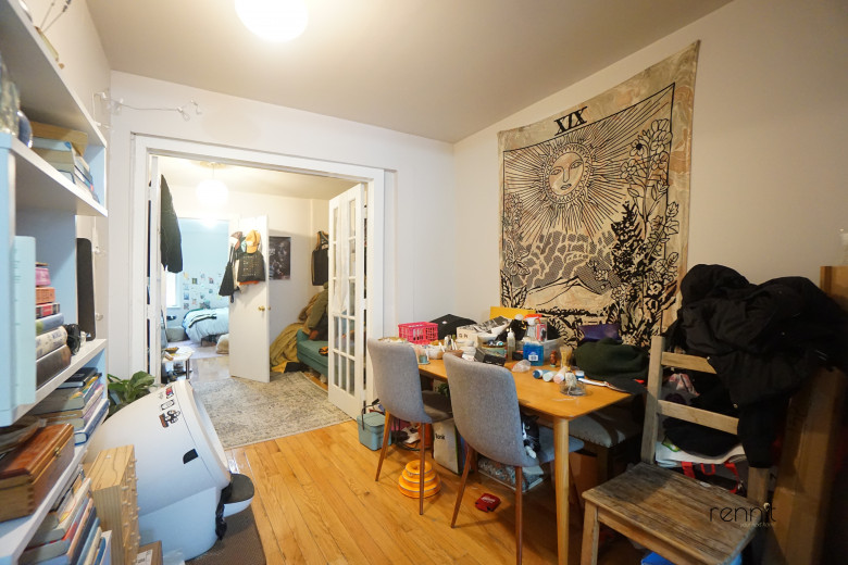 689 Park Ave, Apt 2L Image 3