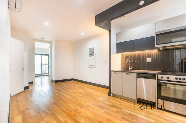 562 Park Pl, Apt 2F Image 1