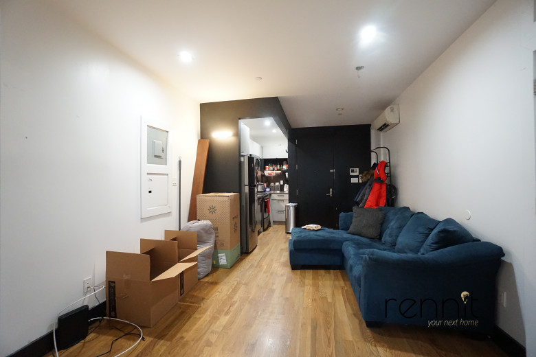 562 Park Pl, Apt 2F Image 13