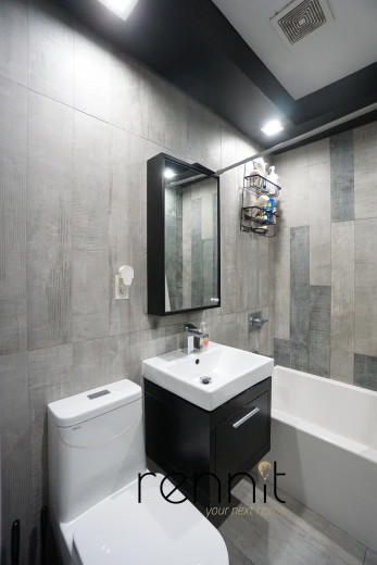 562 Park Pl, Apt 2F Image 15