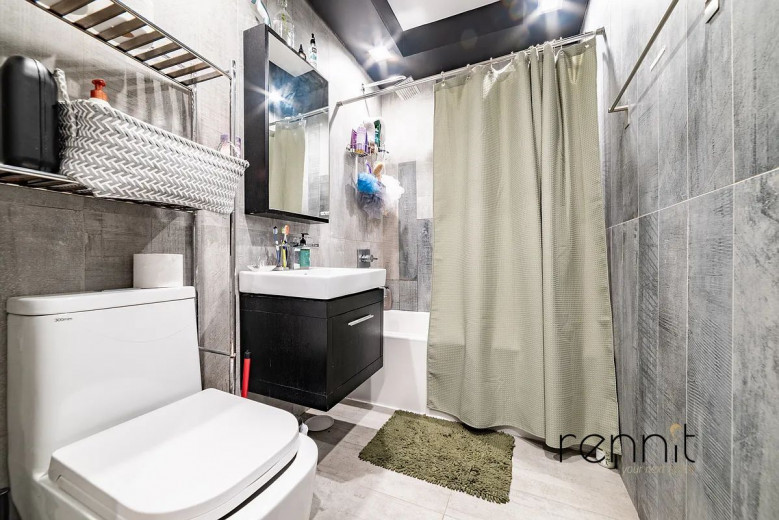 562 Park Pl, Apt 2F Image 16
