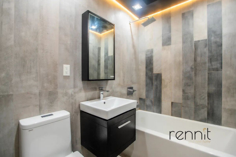 562 Park Pl, Apt 2F Image 5