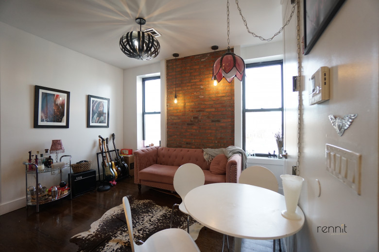 119 Linden St, Apt 15 Image 4