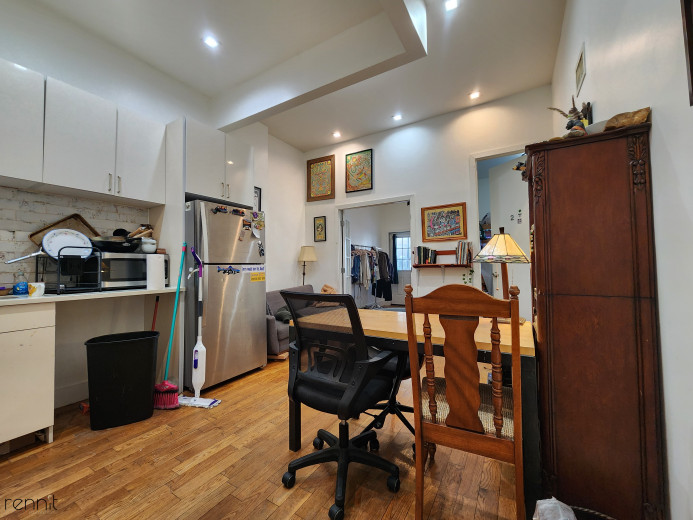 503 Grandview Ave, Apt 1L Image 7