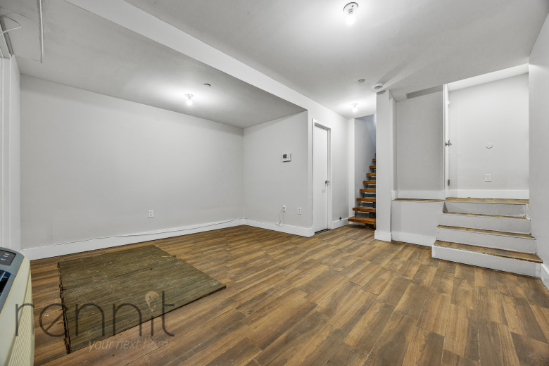 643A Madison St, Apt 1A Image 14