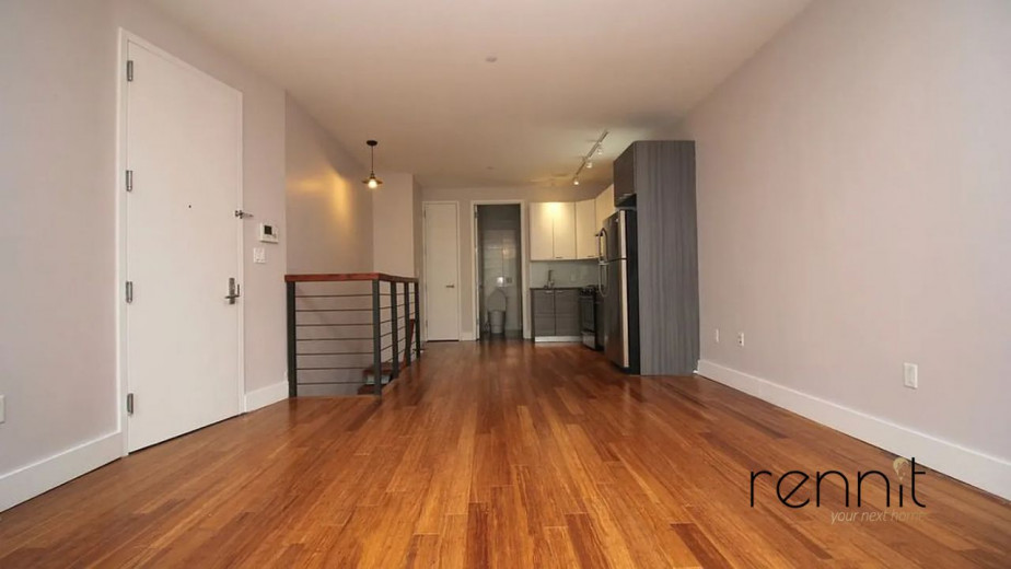 643A Madison St, Apt 1A Image 2