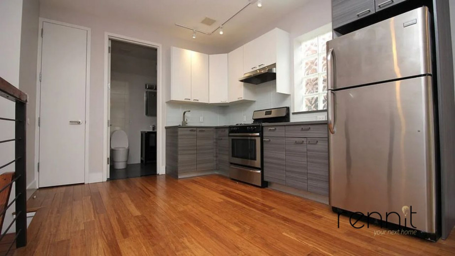 643A Madison St, Apt 1A Image 3