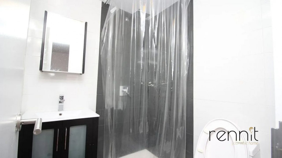 643A Madison St, Apt 1A Image 8