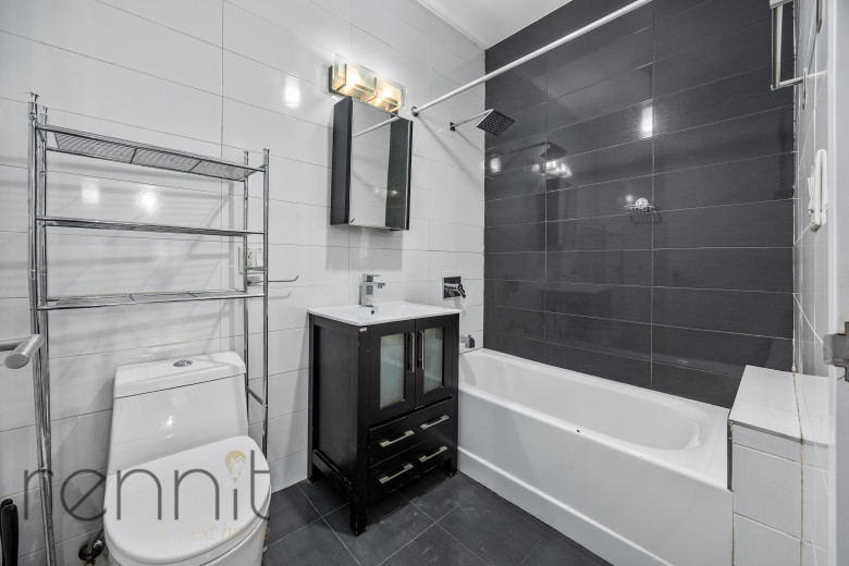 643A Madison St, Apt 1A Image 8