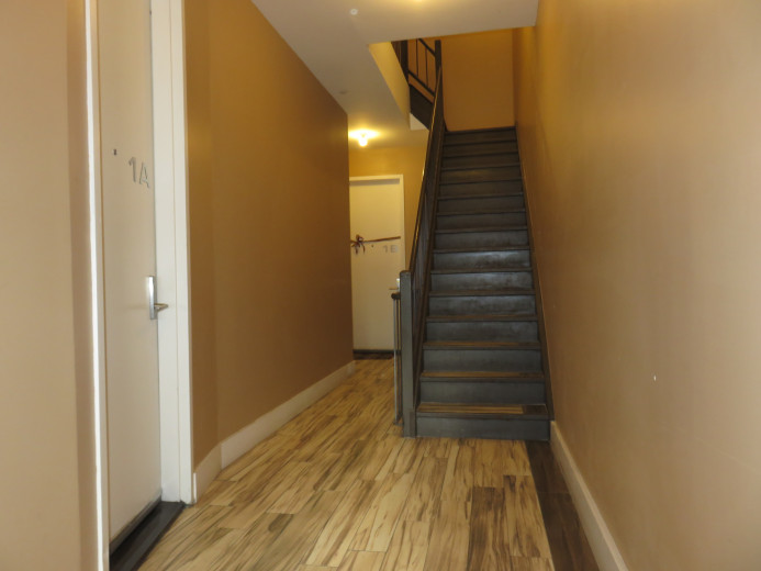 643 Madison St, Apt 2A Image 16