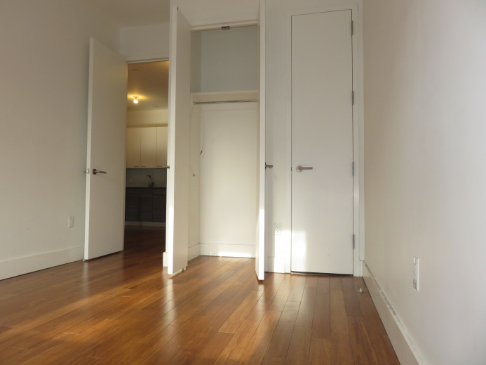 643 Madison St, Apt 2A Image 7