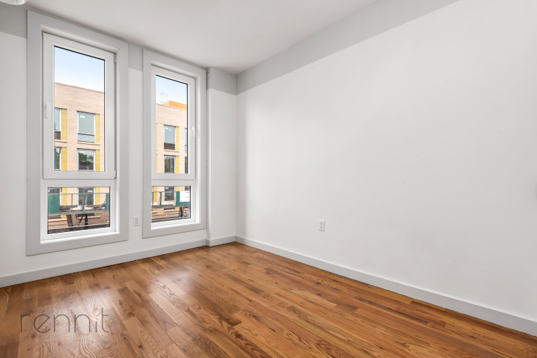 774 Lexington Ave, Apt 3A Image 9