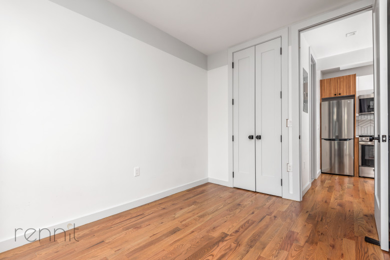 774 Lexington Ave, Apt 3A Image 10