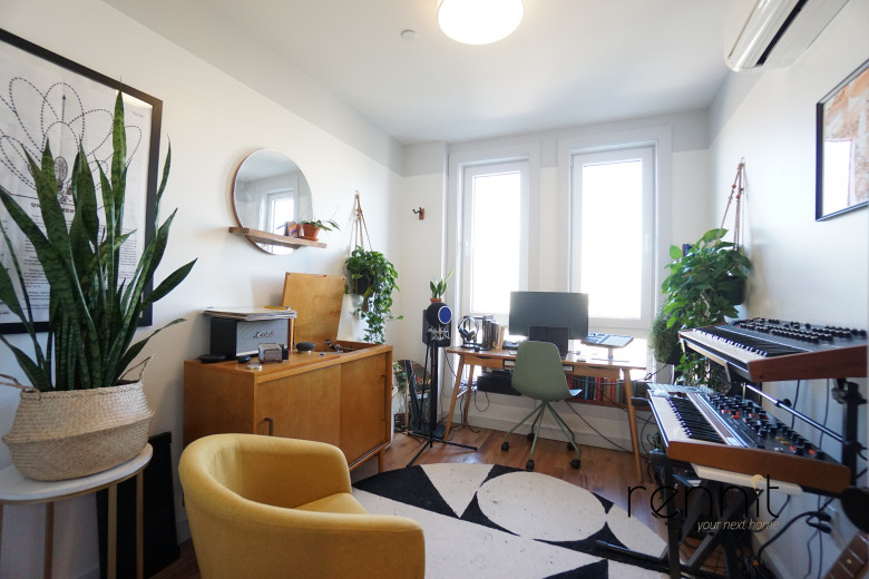 774 Lexington Ave, Apt 3A Image 34