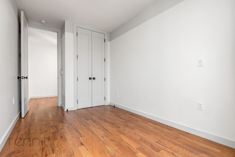 774 Lexington Ave, Apt 3A Image 5