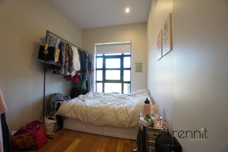 163 Graham Ave, Apt 4A Image 25