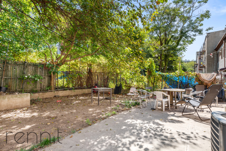 914 Hart St, Apt 1R Image 18