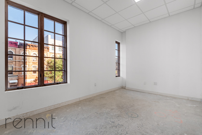 1084 Rogers Ave #Commercial, Apt 2 Image 18