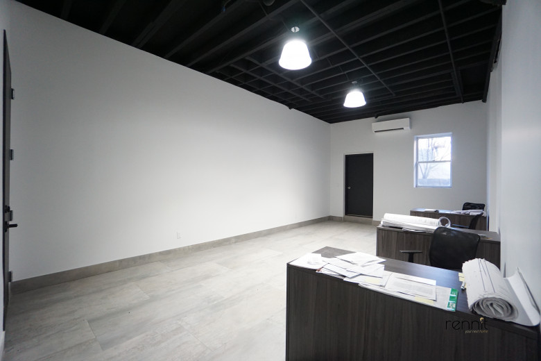 147 Utica Ave, Apt store Image 3