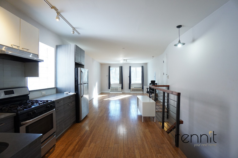 643 Madison St, Apt 1A Image 1