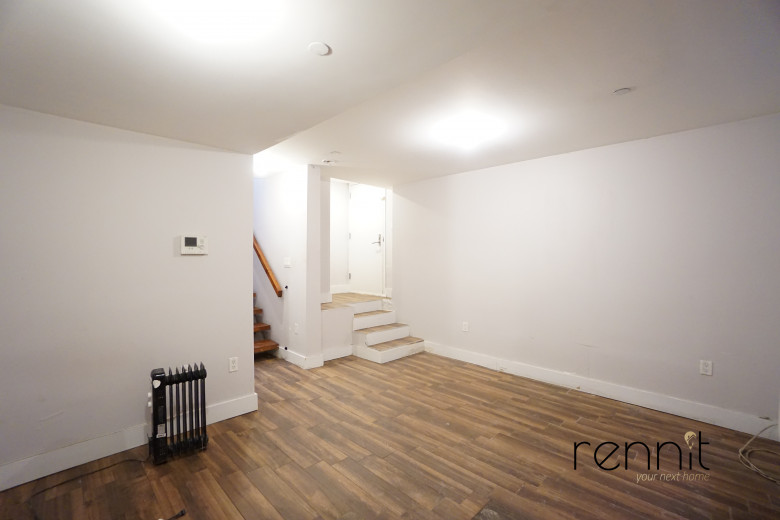 643 Madison St, Apt 1A Image 9