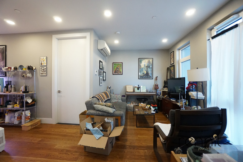 853 Lexington Ave, Apt 2C Image 4