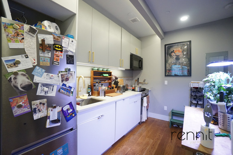 853 Lexington Ave, Apt 2C Image 7