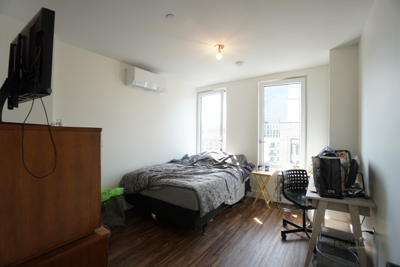 26-25 3rd St, Apt 208B Image 7
