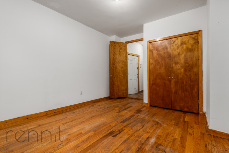 420 Melrose St, Apt 2L Image 3