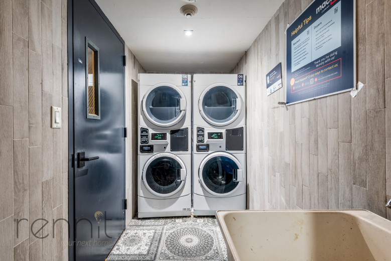 295 Montgomery St, Apt 3F Image 15