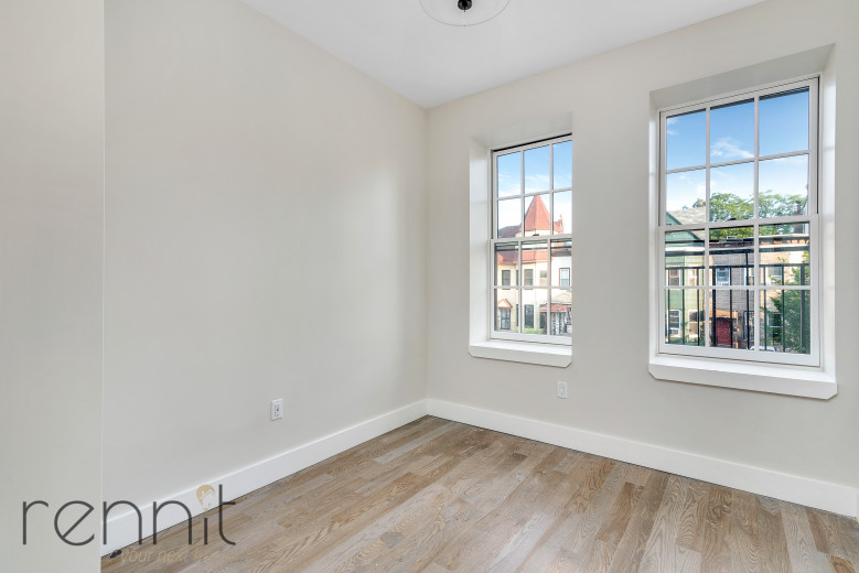 235 Martense St, Apt 2A Image 3