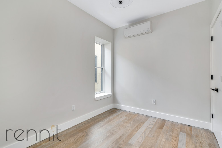 235 Martense St, Apt 2A Image 4